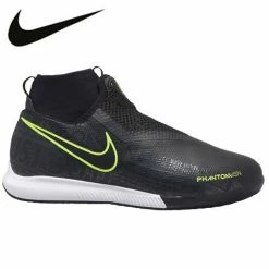 Nike Phantom Vision Academy