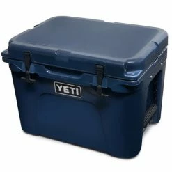 Yeti Tundra 35 Cooler YETI Hard Coolers 9 Yeti Tundra 35 Cooler YETI Hard Coolers