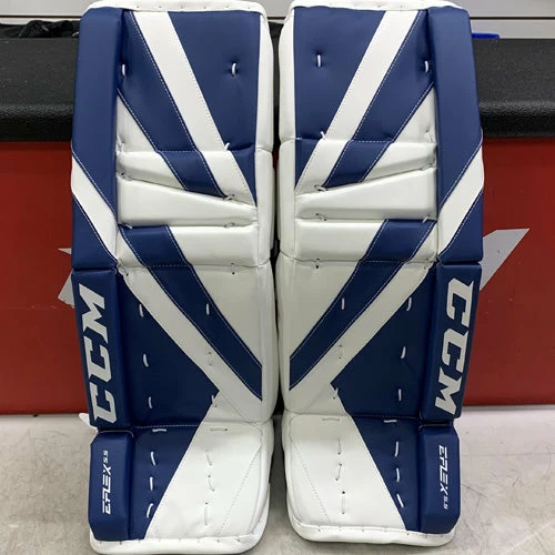 CCM Extreme Flex E5.5 JR Junior Leg Pads 7 CCM Extreme Flex E5.5 JR Junior Leg Pads