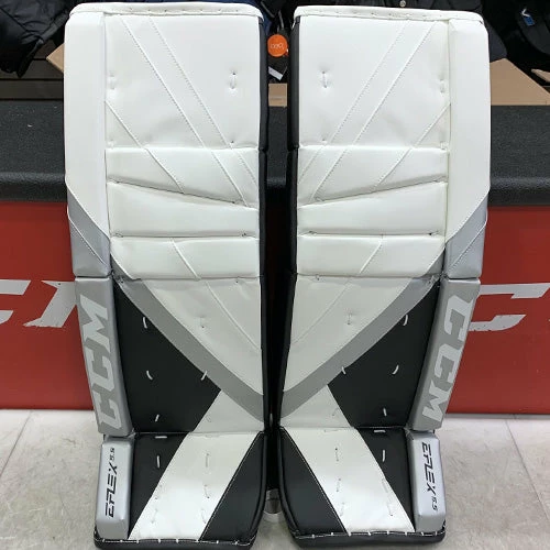 Senior Leg Pads CCM Extreme Flex E5.5 6 Senior Leg Pads CCM Extreme Flex E5.5
