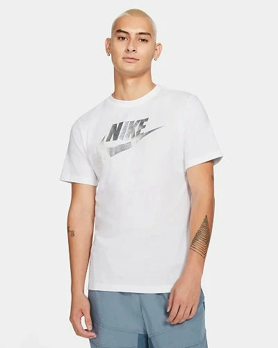 Nike Sportswear Swoosh White 3 Nike Sportswear Swoosh White