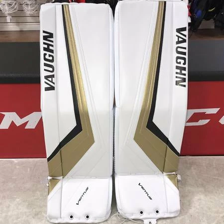 Senior Goalie Clearance Vaughn Ventus SLR2 Pro Carbon 11 Senior Goalie Clearance Vaughn Ventus SLR2 Pro Carbon